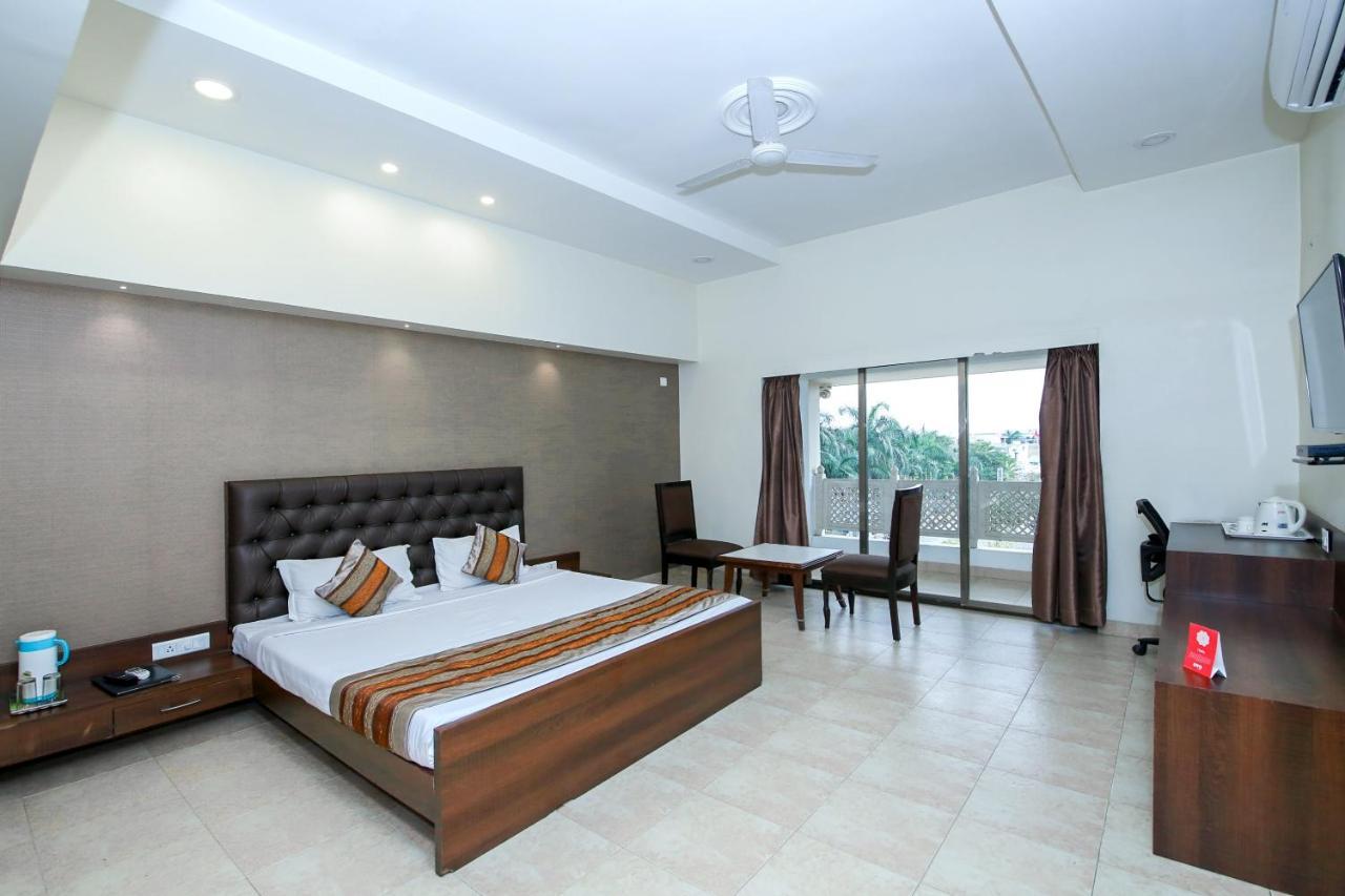 Hotel Jabali Palace Jabalpur Exterior photo