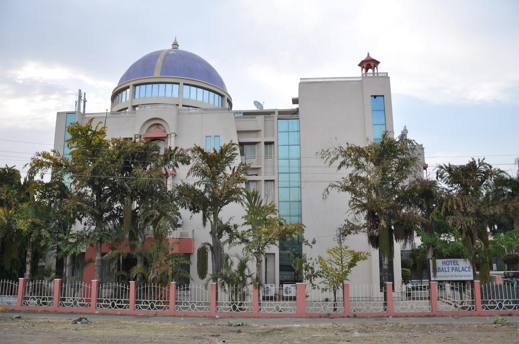 Hotel Jabali Palace Jabalpur Exterior photo
