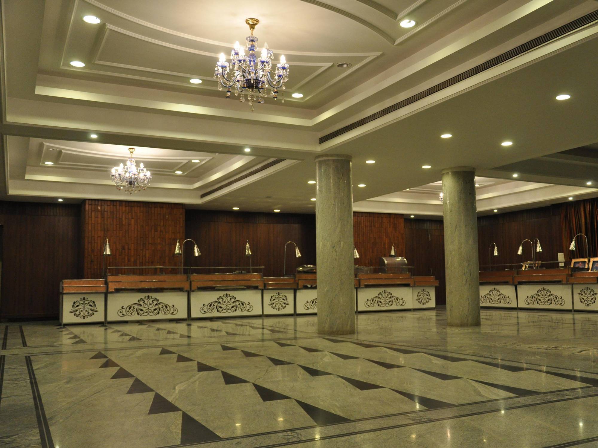 Hotel Jabali Palace Jabalpur Exterior photo